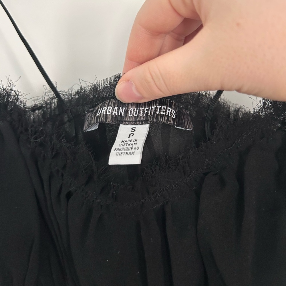 Urban Outfitters Black Crop Top - Picture 2 of 4